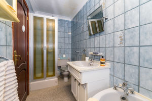 Photo 5- click for photo gallery